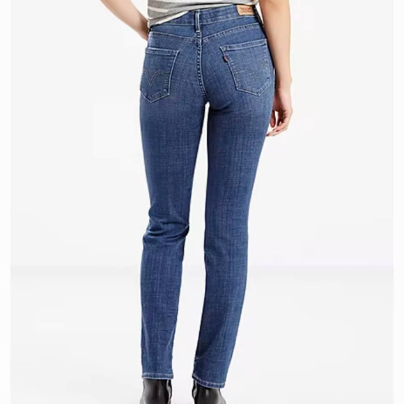 Levi's Denim - Levi's 525 Perfect Waist Straight Leg Dark Rinse Original Jeans - Size 8